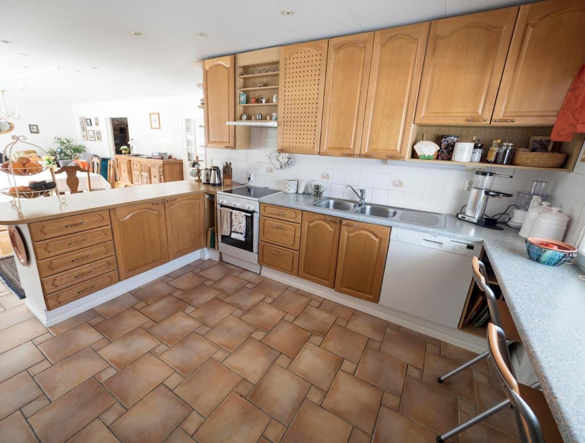 Moonlight House Large With Sauna And Free Parking Hébergement de vacances *