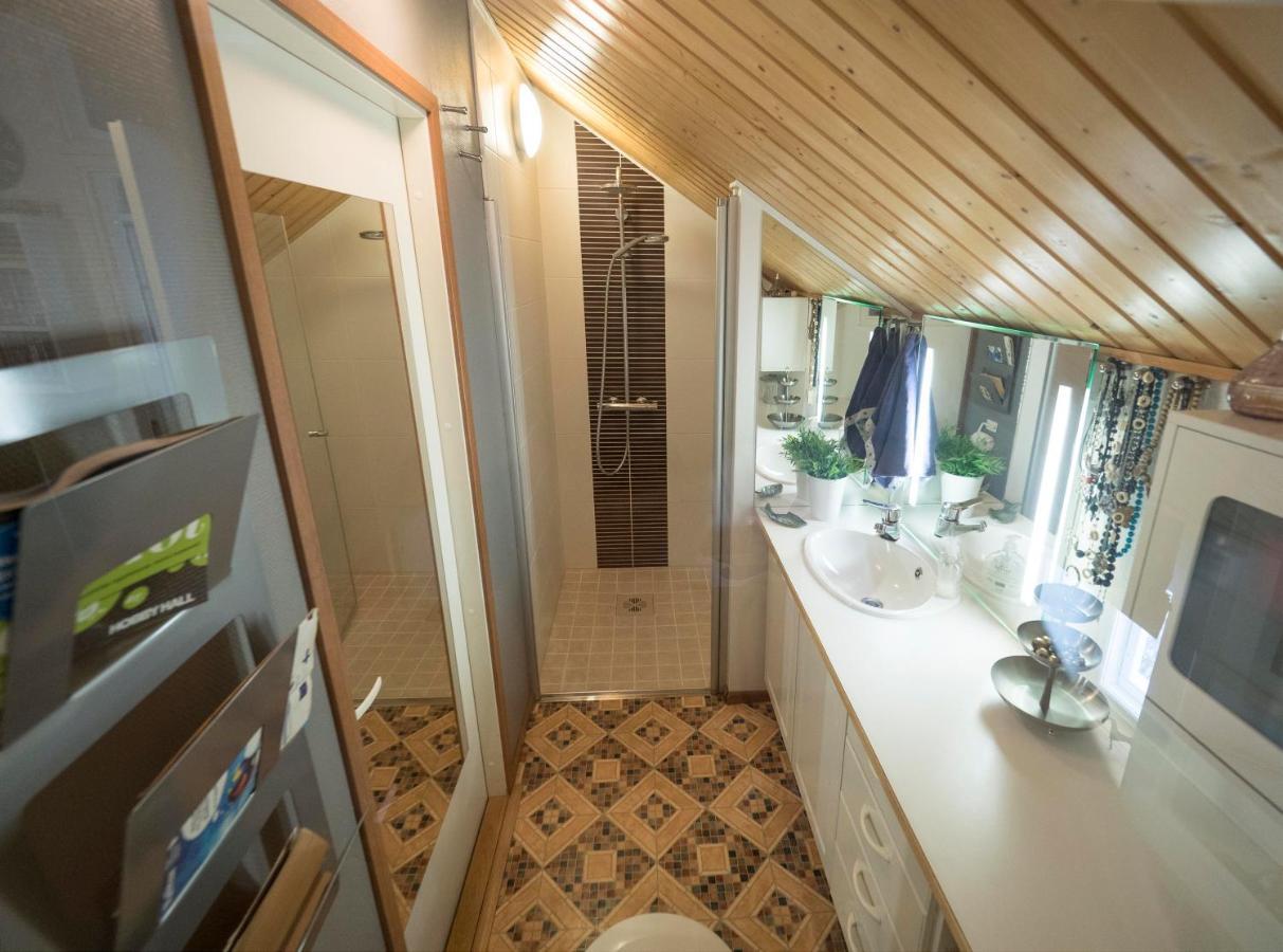 Moonlight House Large With Sauna And Free Parking Holiday home *
