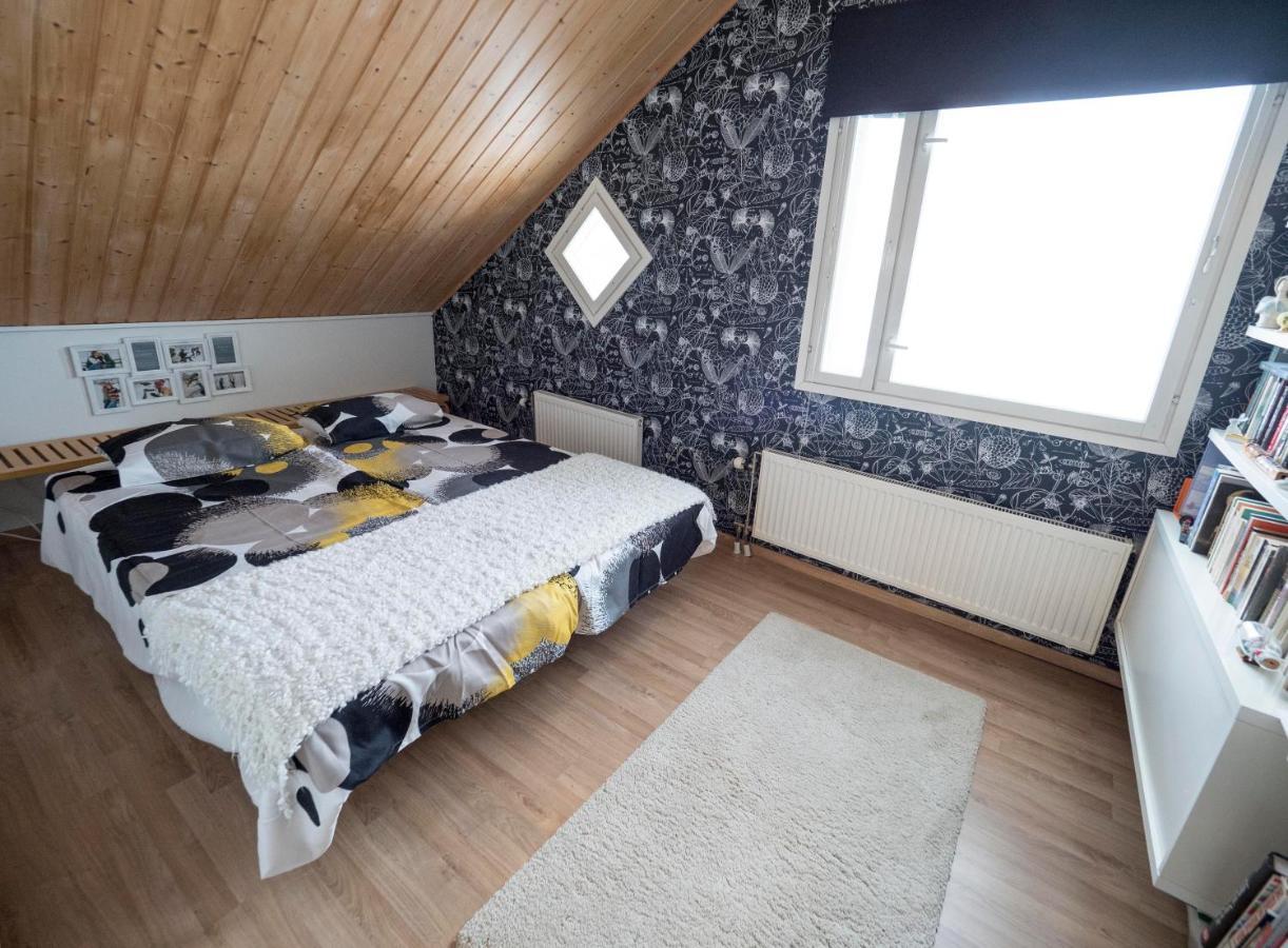 Hébergement de vacances Moonlight House Large With Sauna And Free Parking