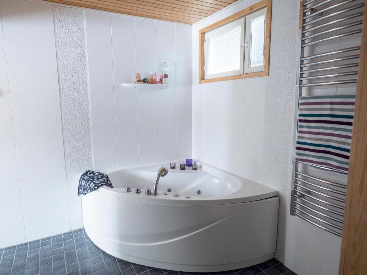 Moonlight House Large With Sauna And Free Parking Hébergement de vacances